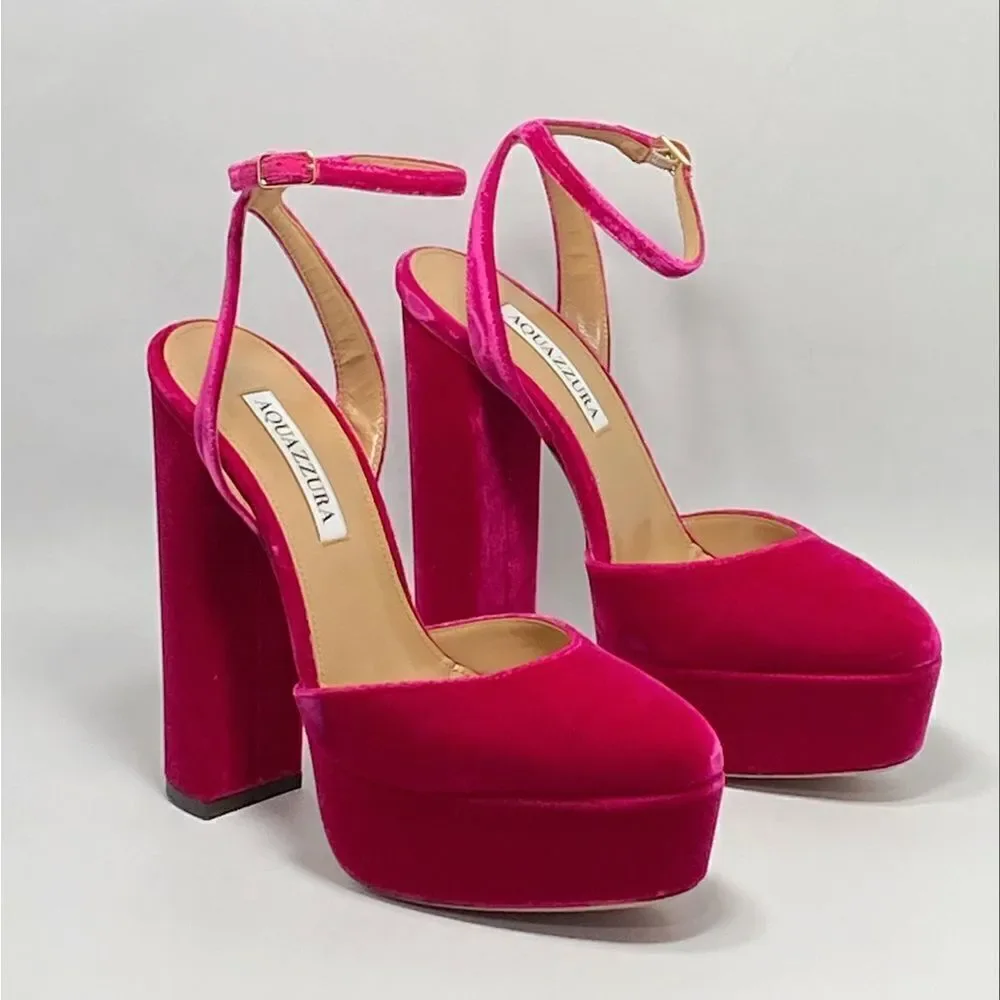 Aquazzura never worn